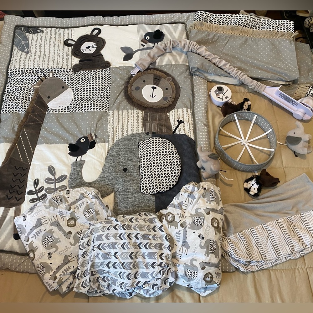 Lambs and Ivy baby room set urban jungle